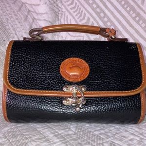VNT Dooney & Bourke small handbag